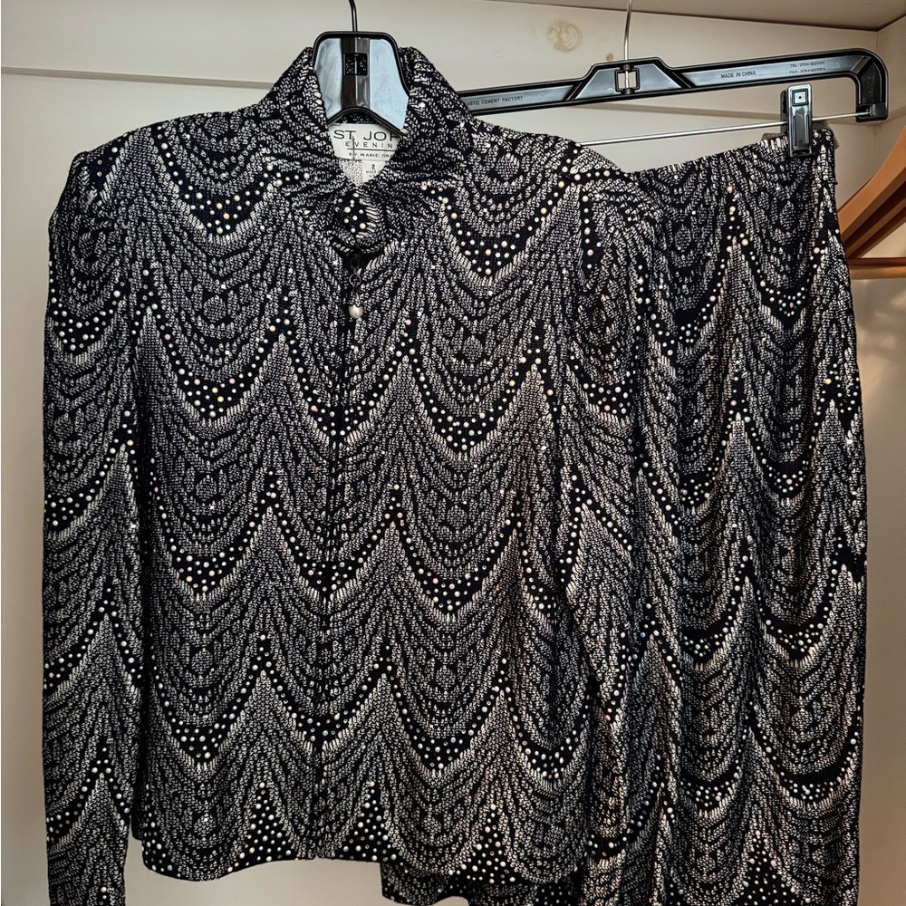 St. John Evening by Marie Gray - Jacket and Skirt Set with rhinestones size 2